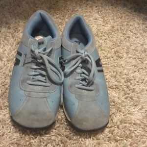 Sketchers Sneakers
